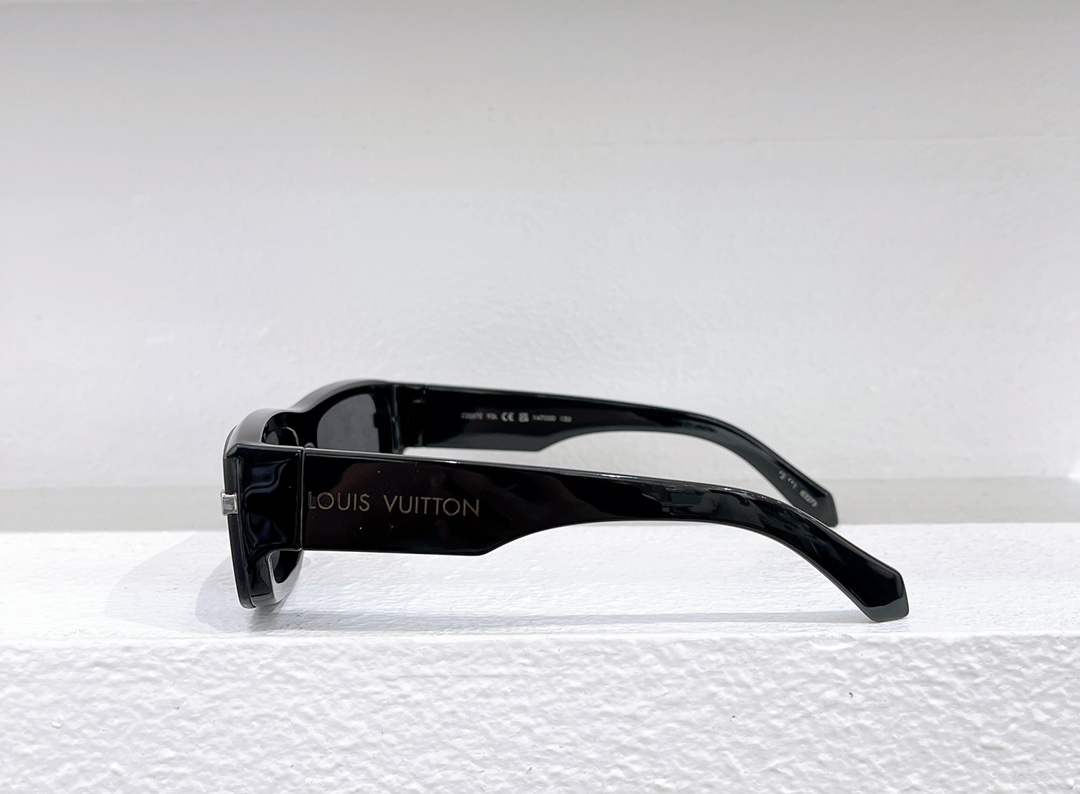 Louis Vuitton LV Sunglasses