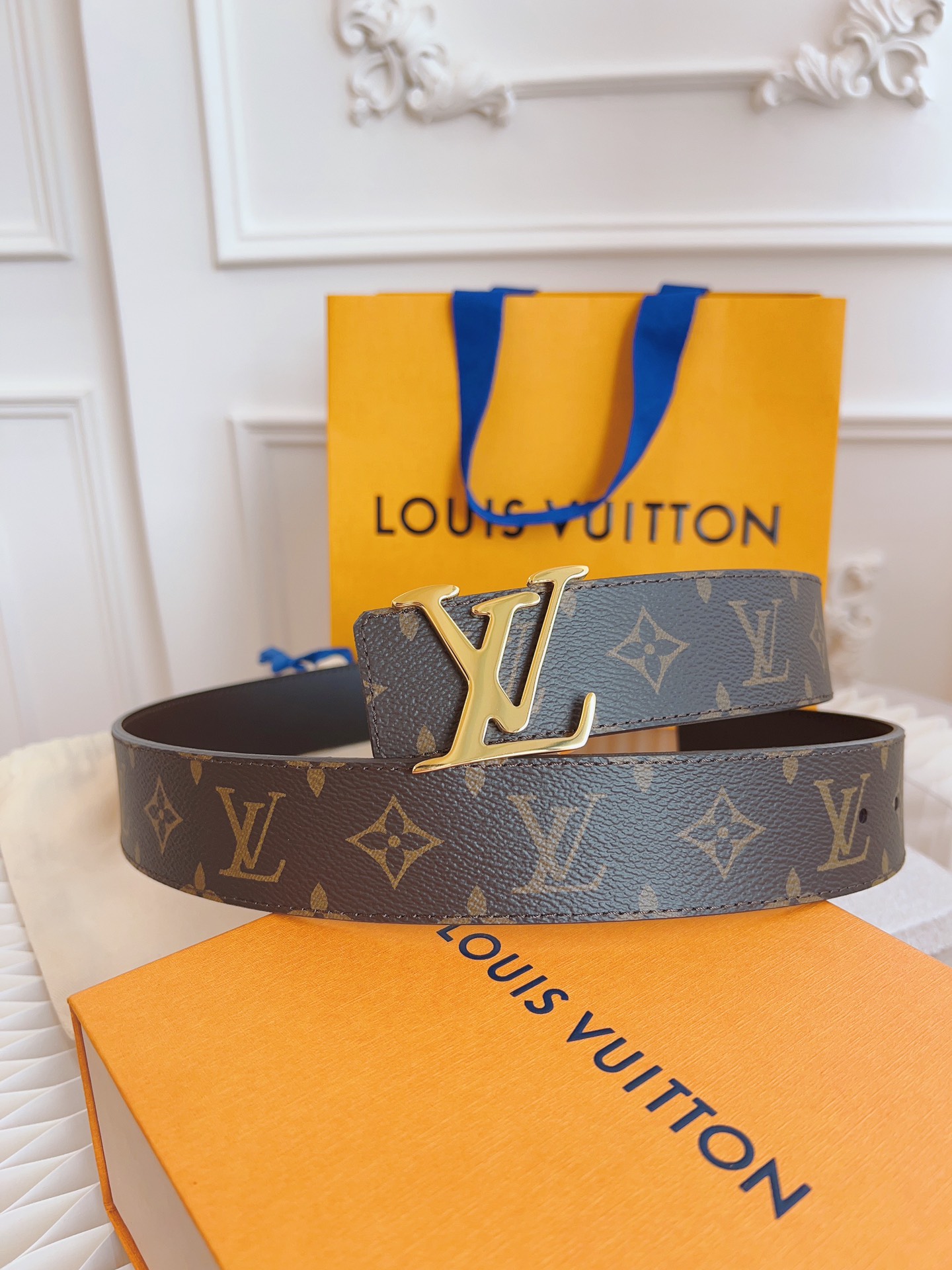 Louis Vuitton LV Leather Belts 1:1 Mirror Version