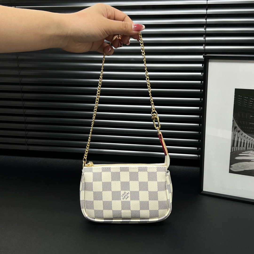 Louis Vuitton Multi Pochette Accessories Mini Bag Purse