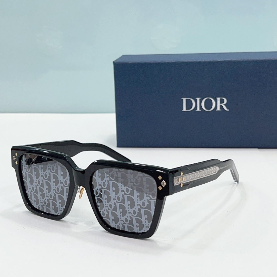 Dior CD Diamond Design Fashion Casual Sunglasses Top quality (Replica）
