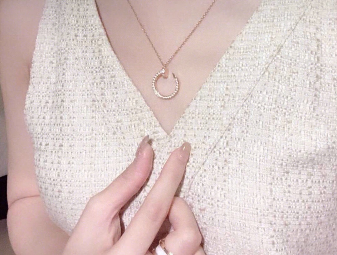 CARTIER JUSTE UN CLOU NECKLACE