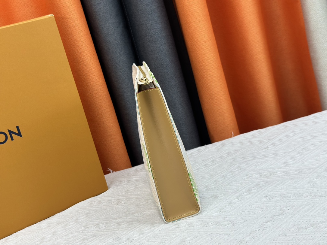 Louis Vuitton Toiletry Bag M40446 M61692 M47542 Shoulder Bag Handbag