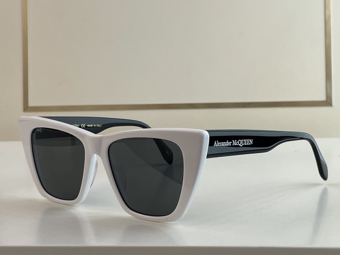 Alexander McQueen Sunglasses