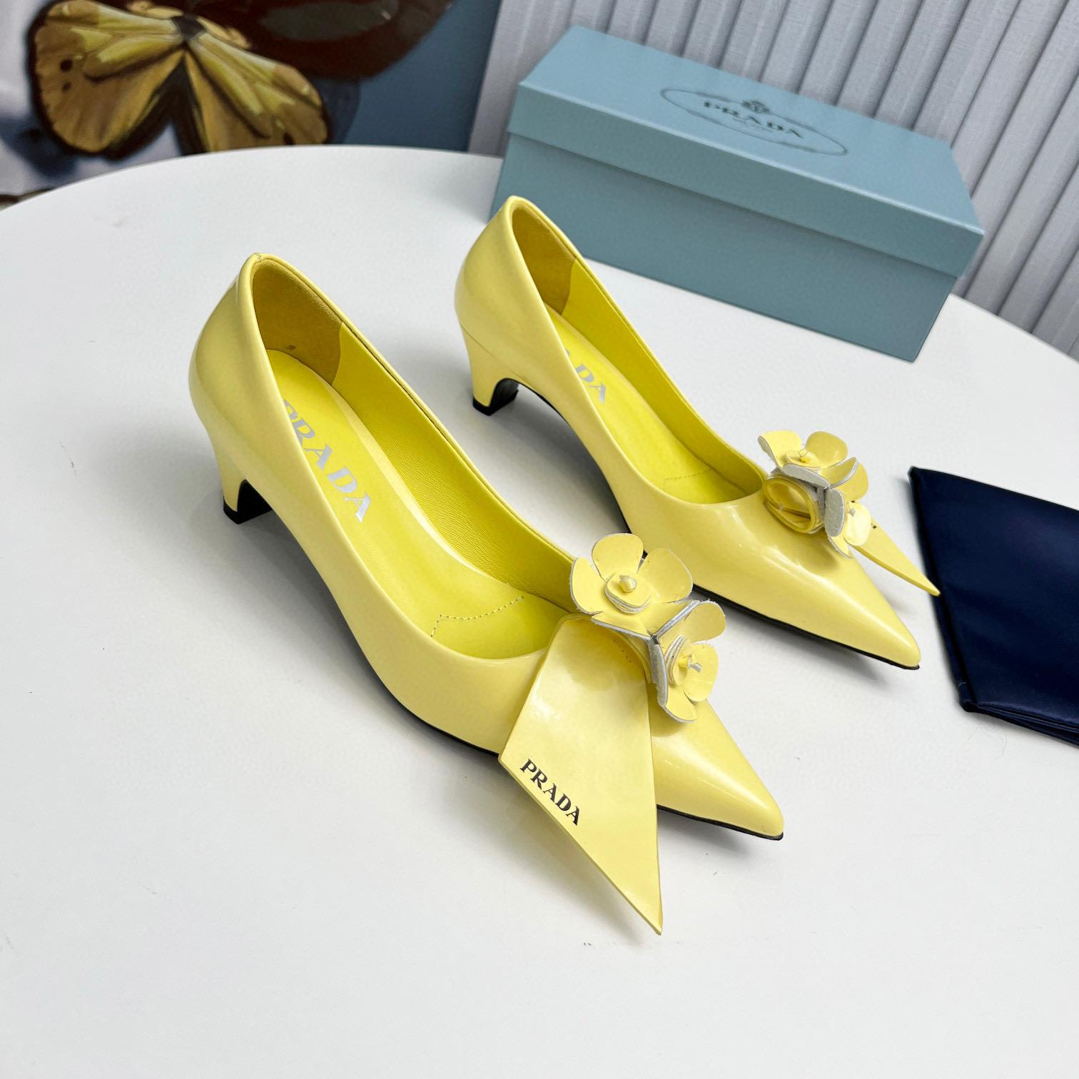 Prada  Leather Simple And Fashionable  Sandals Slide (Replica)