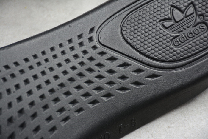 Yeezy 350 Boost Pirate Black BB5350