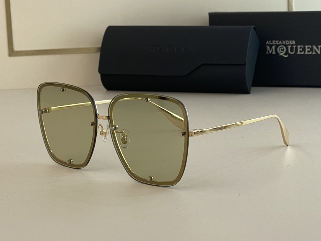 Alexander McQueen Sunglasses