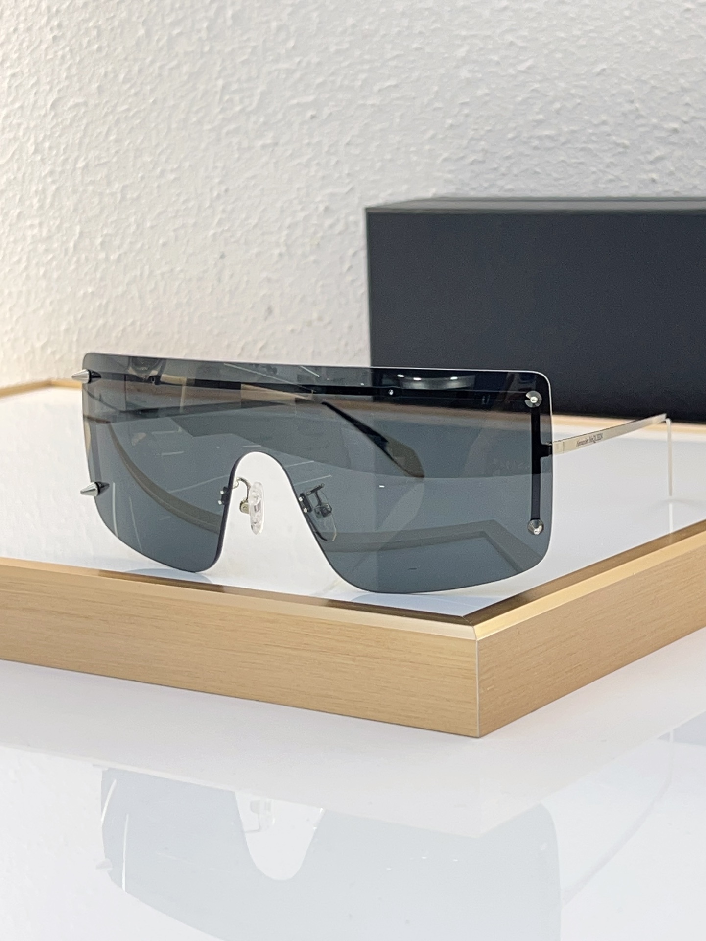 Alexander McQueen Sunglasses