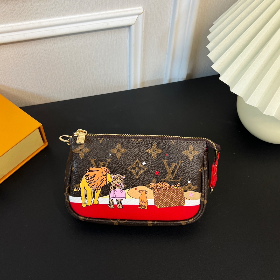 Louis Vuitton Multi Pochette Accessories Mini Bag Purse