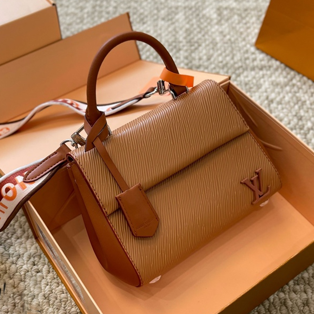 Louis Vuitton LV  Cluny Grained Leather Shoulder Bag Handbag (Replica)