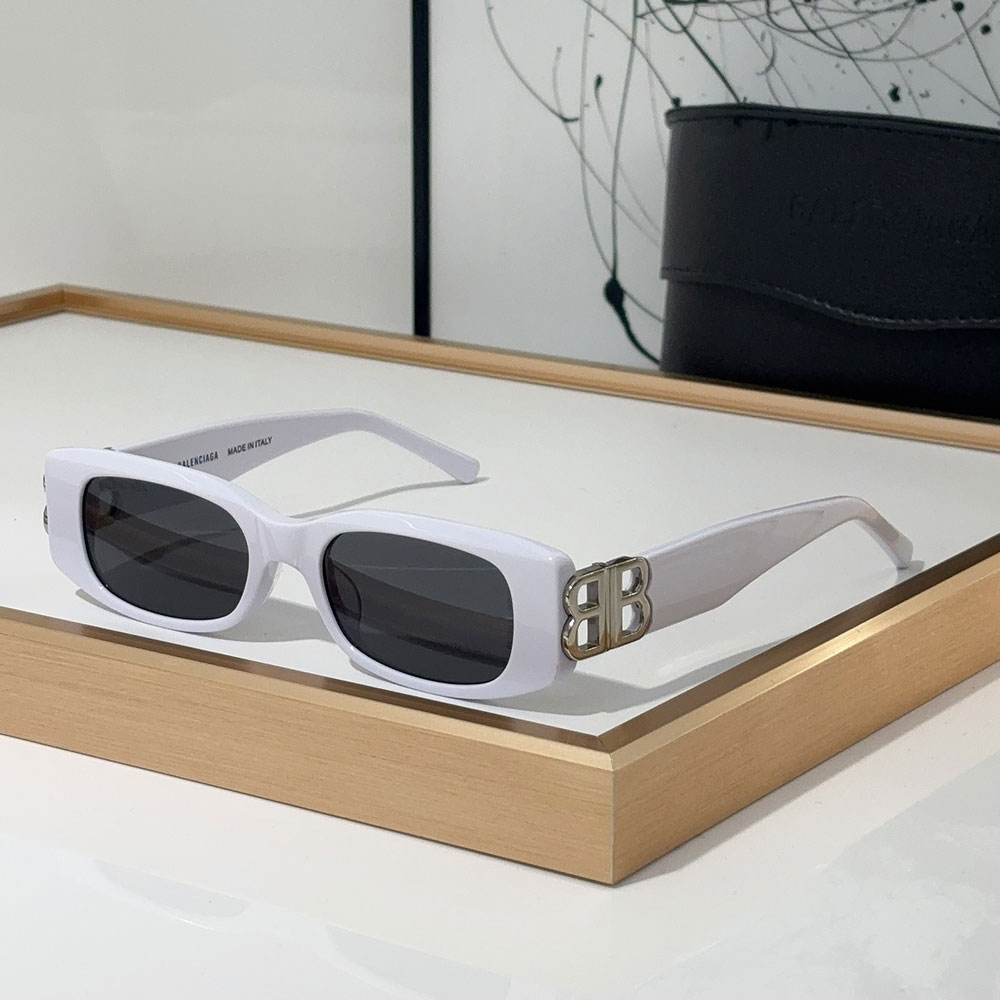 Balenciaga  Mirror leg Hollowed Out Logo   sunglasses Top quality （Replica）