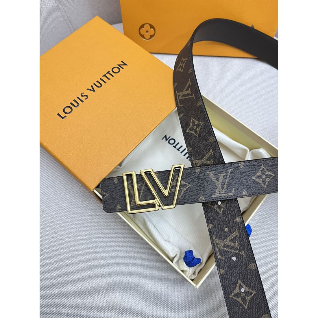 LV Cowhide Men's Belt  40MM