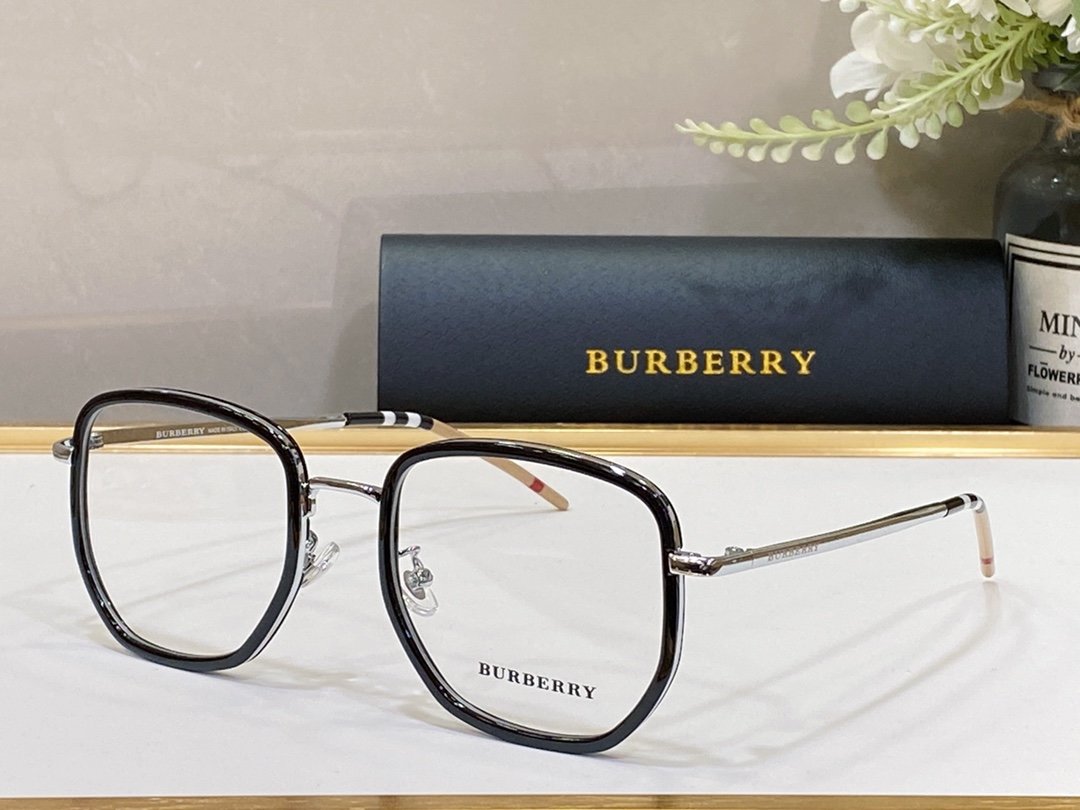 Burberry Sunglasses