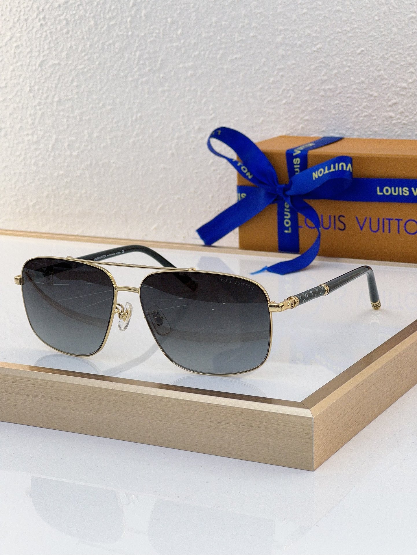 Louis Vuitton LV Sunglasses