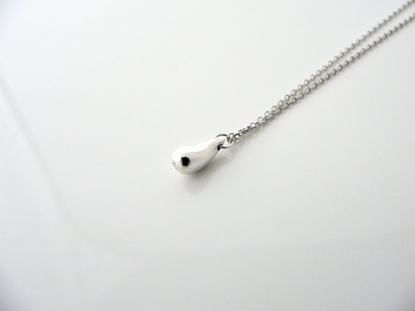 Tiffany & Co Peretti Mini Teardrop Necklace Pendant Charm Gift Love Silver