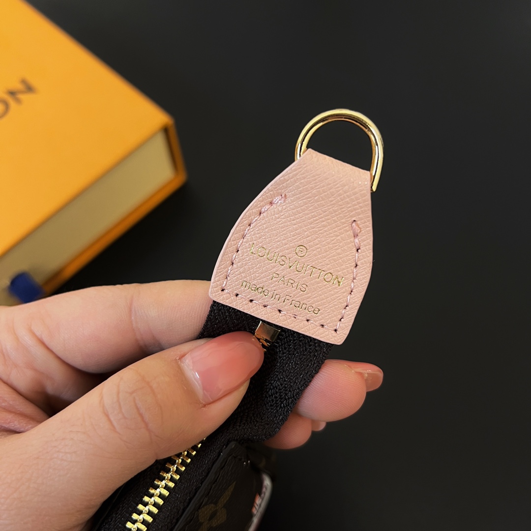 Louis Vuitton Multi Pochette Accessories Mini Bag Purse