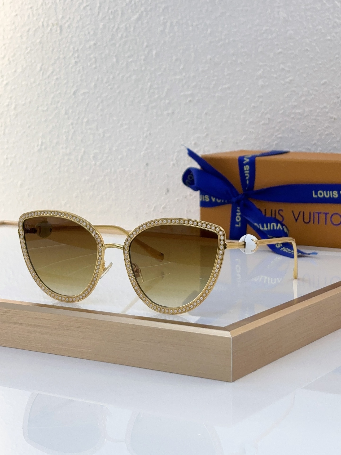 Louis Vuitton LV Sunglasses