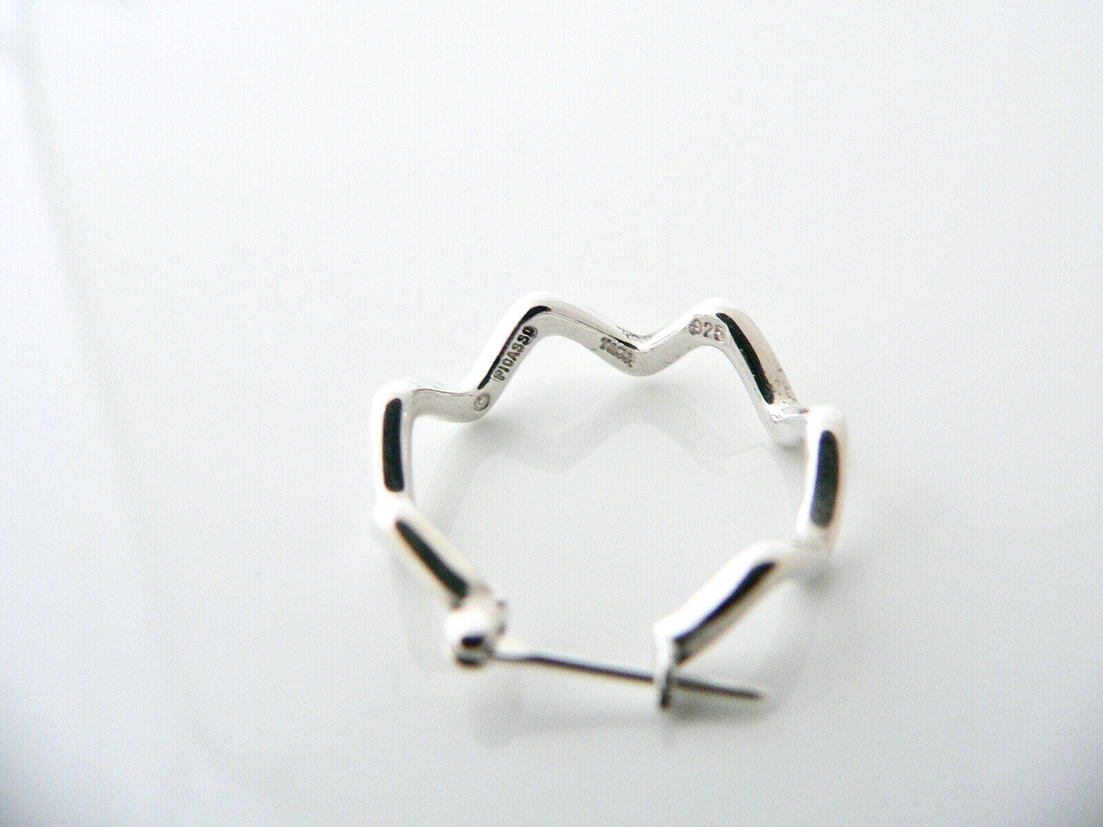 Tiffany & Co Silver Zig Zag Earrings Hoops Gift Love Statement Picasso Art Cool