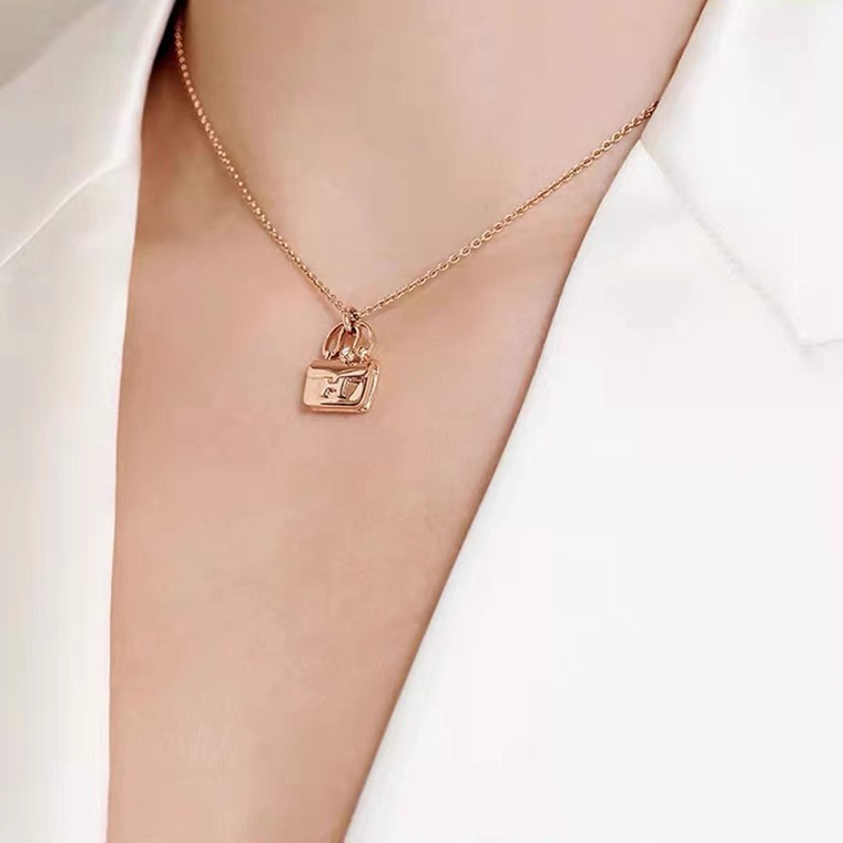 Hermes Bag Necklace with a Diamond