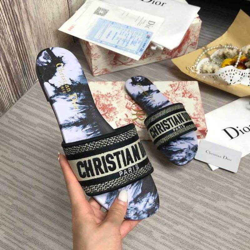 Dior DWAY Slide Slipper Sandals (Replica)