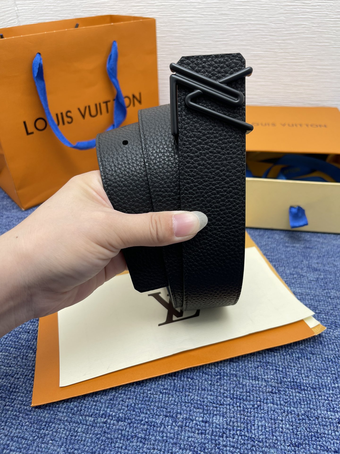 Louis Vuitton LV Leather Belts 1:1 Mirror Version