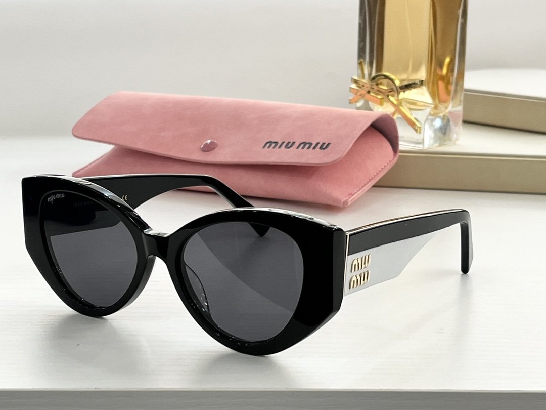 MiuMiu Sunglasses