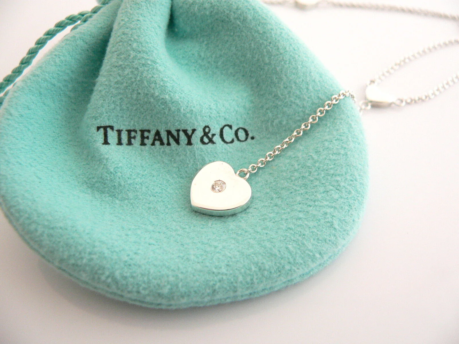 Tiffany & Co Silver Diamond Heart Dangle Drop Necklace Pendant Charm Gift Pouch
