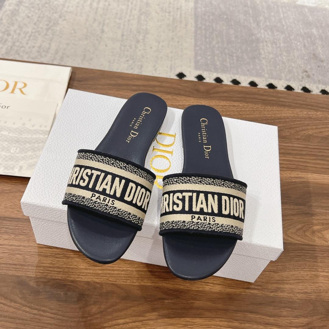Dior DWAY Slide Slipper Sandals (Replica)