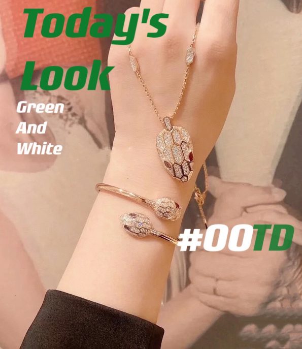 Bvlgari SERPENTI NECKLACE Dupe, Rose Gold