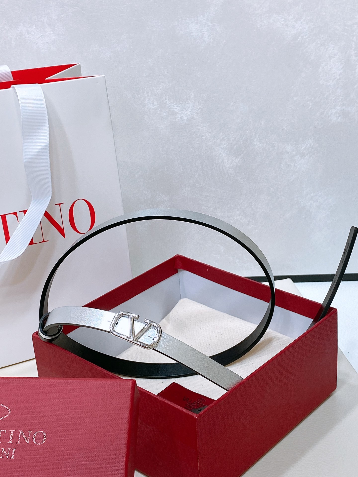 Valentino Leather Belts 1:1 Mirror Version