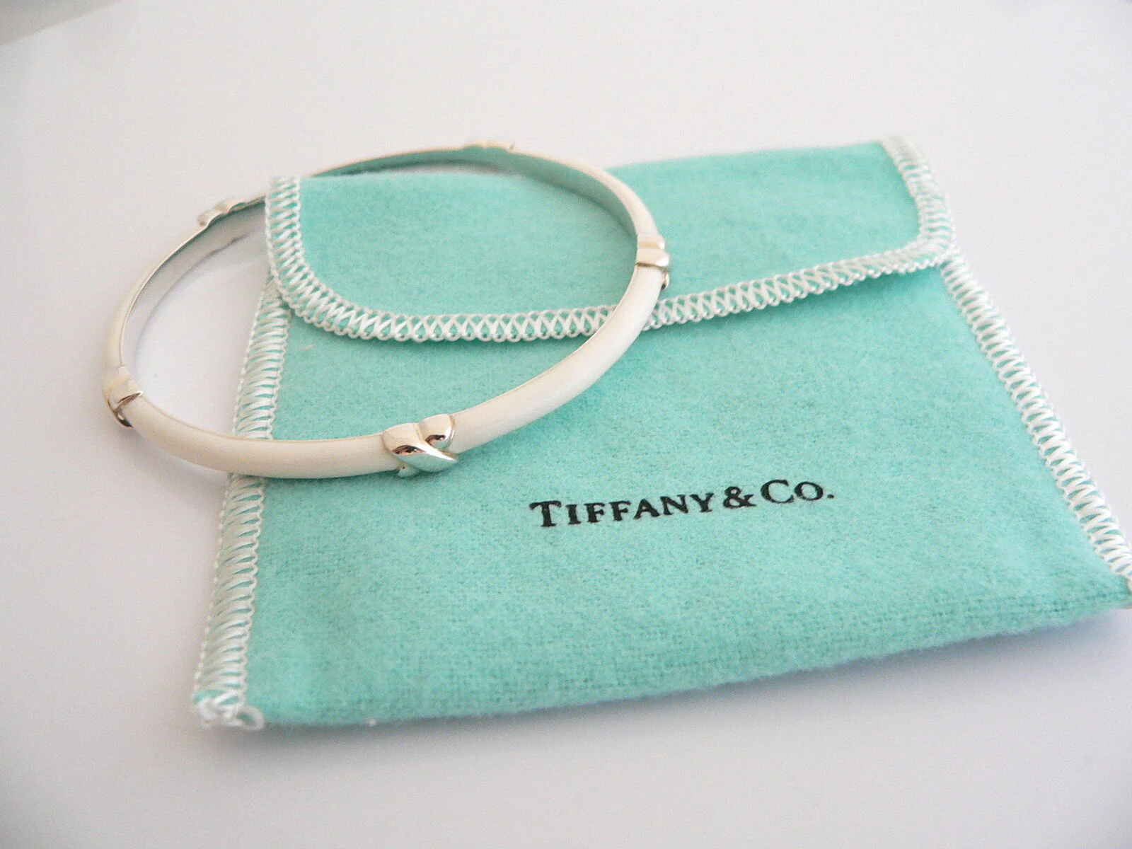 Tiffany & Co Signature X Bangl Silver White Enamel Bracelet Love Gift Pouch Art
