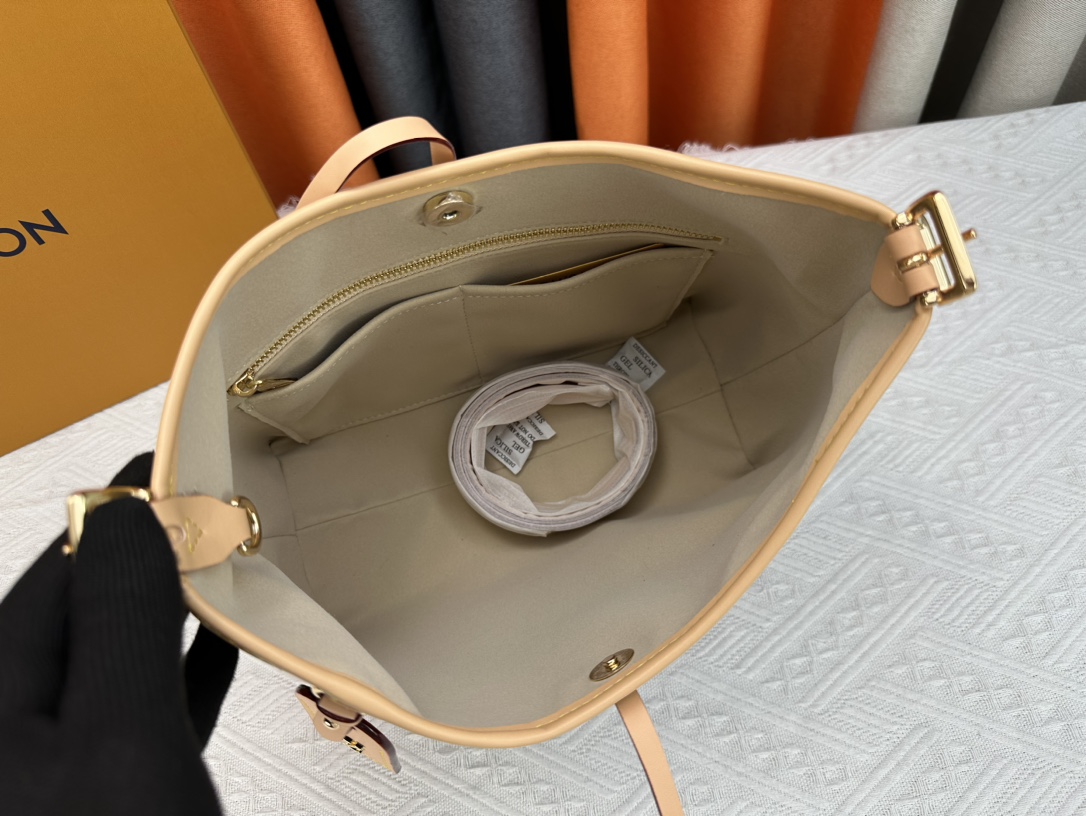 Louis Vuitton CarryAll M24707 M46203 M46197 Shoulder Bag Handbag