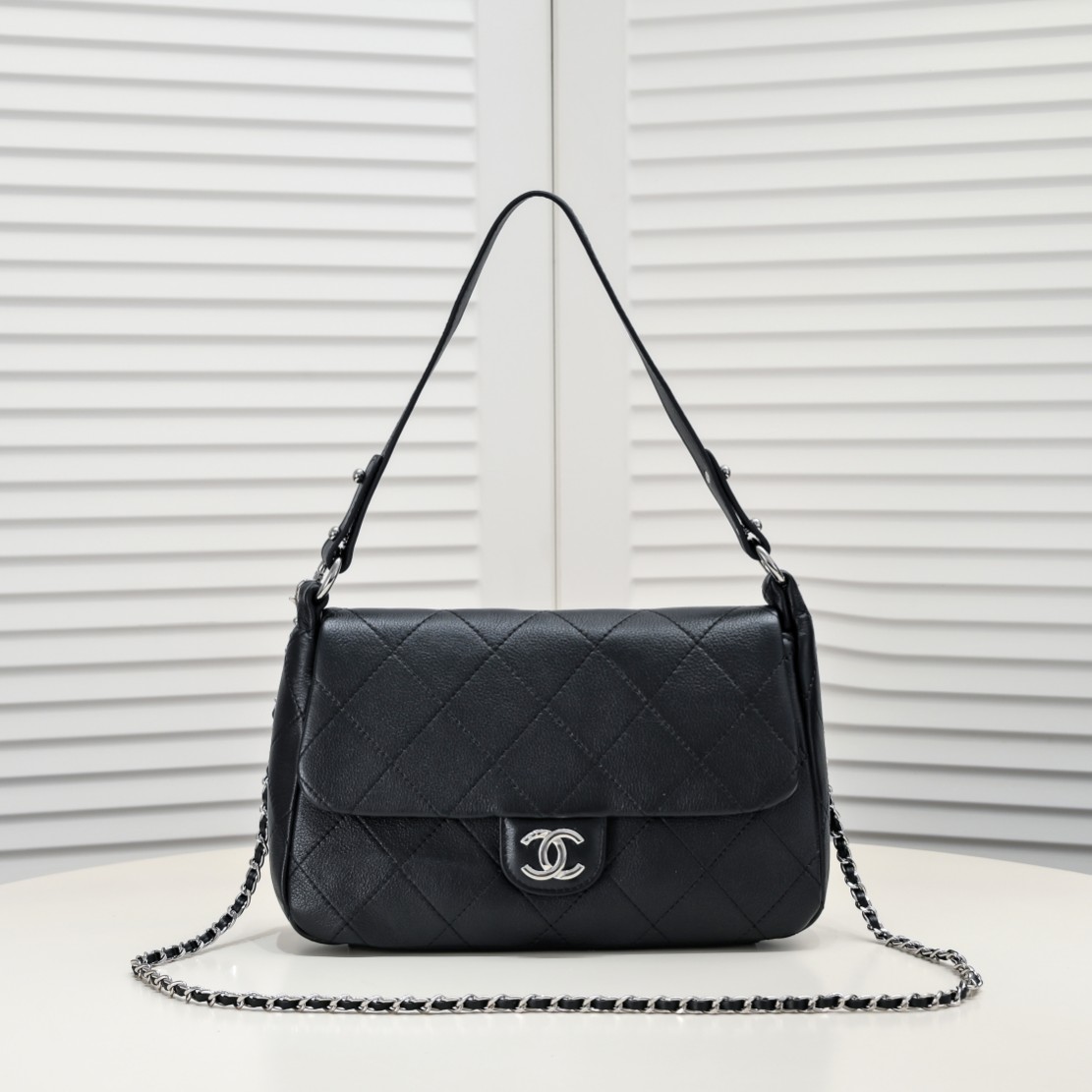 Chanel Vintage Shoulder Bag Handbag