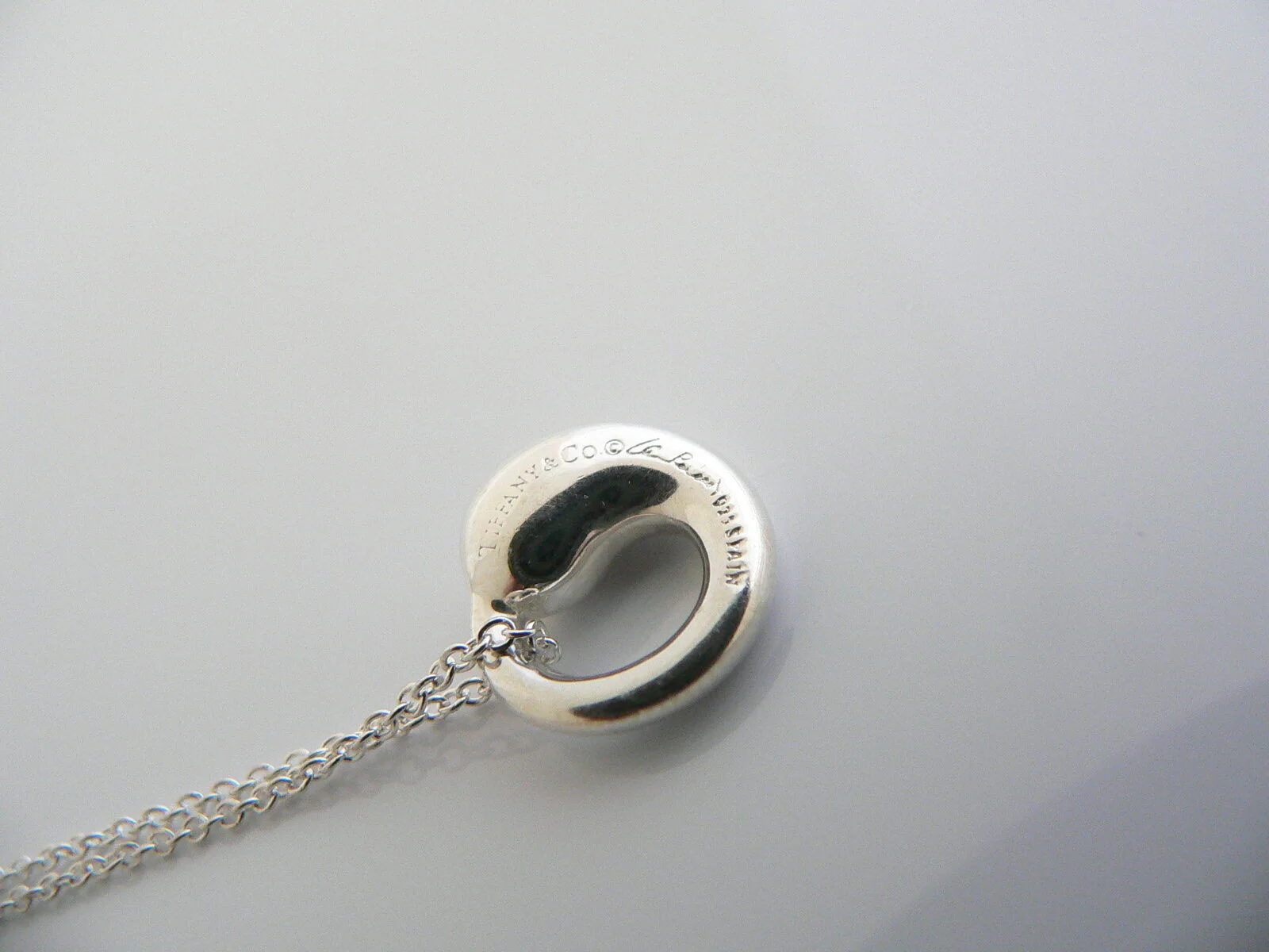 Tiffany Co Peretti Eternal Love Circle Necklace Pendant Charm Chain Silver Gift
