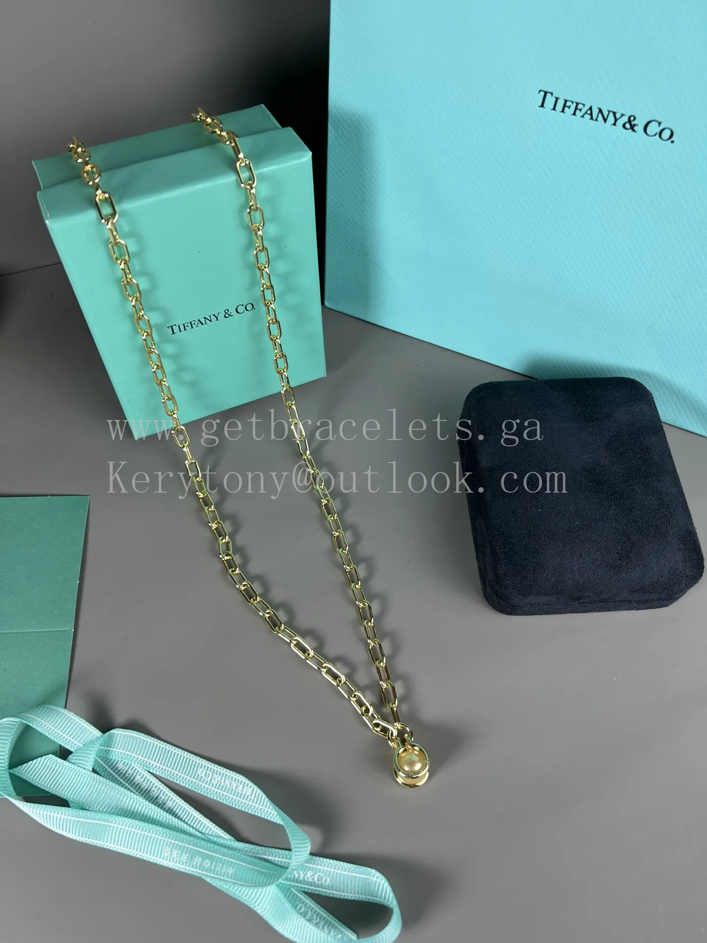 Tiffany T Pearl Link Pendant in White Gold/Yellow Gold