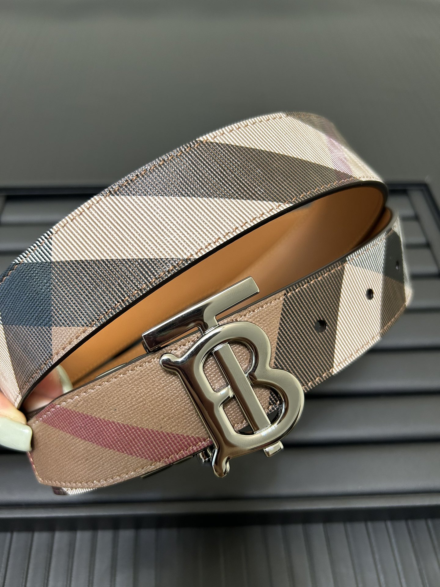 Burberry Leather Belts 1:1 Mirror Version