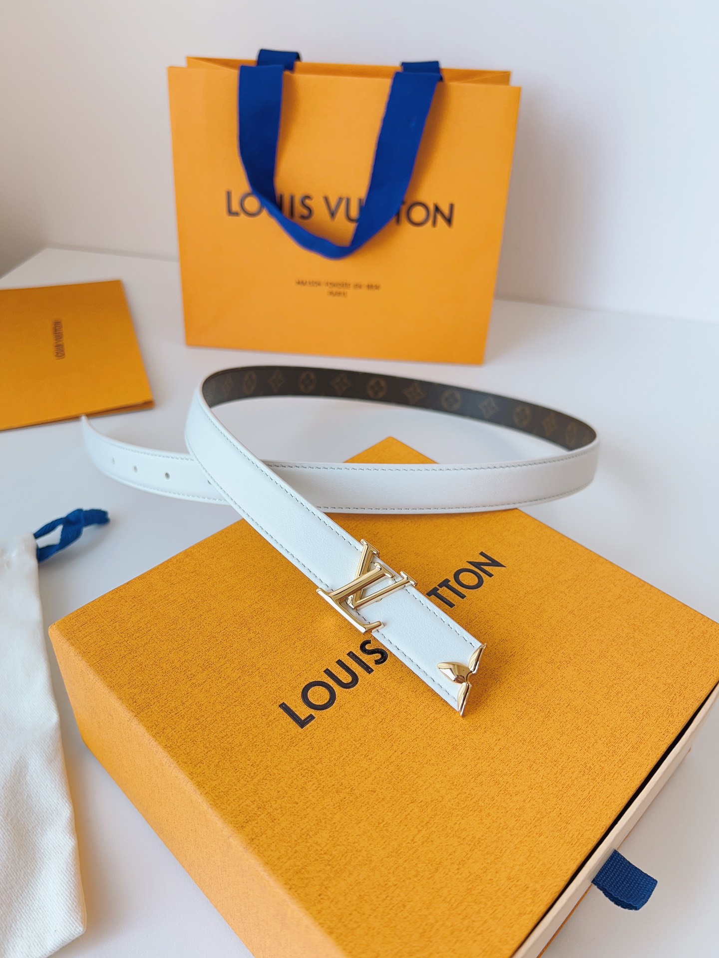 Louis Vuitton LV Leather Belts 1:1 Mirror Version