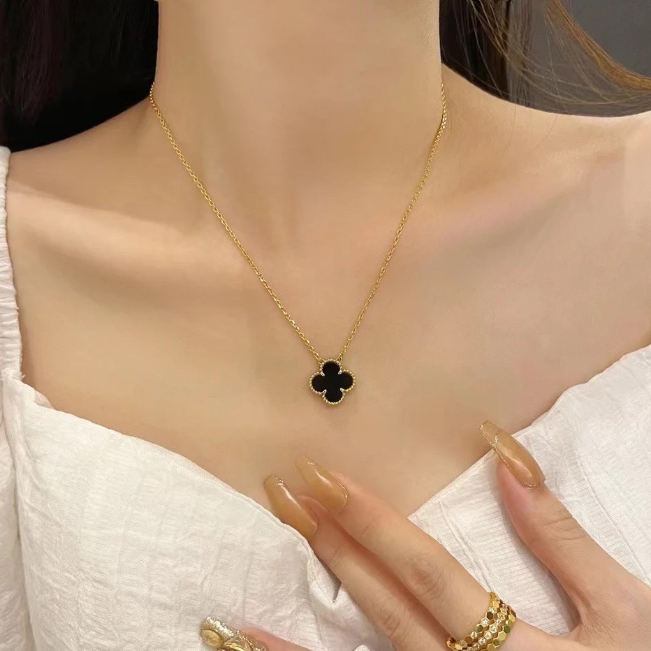 Van Cleef Necklace Dupe, Clover Necklace, Vintage Alhambra pendant