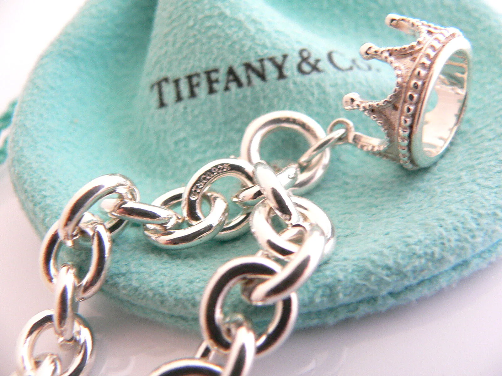 Tiffany & Co Silver Crown Princess Bracelet Bangle Charm Chain Clasp Gift Pouch