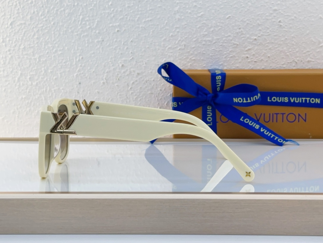 Louis Vuitton LV Sunglasses