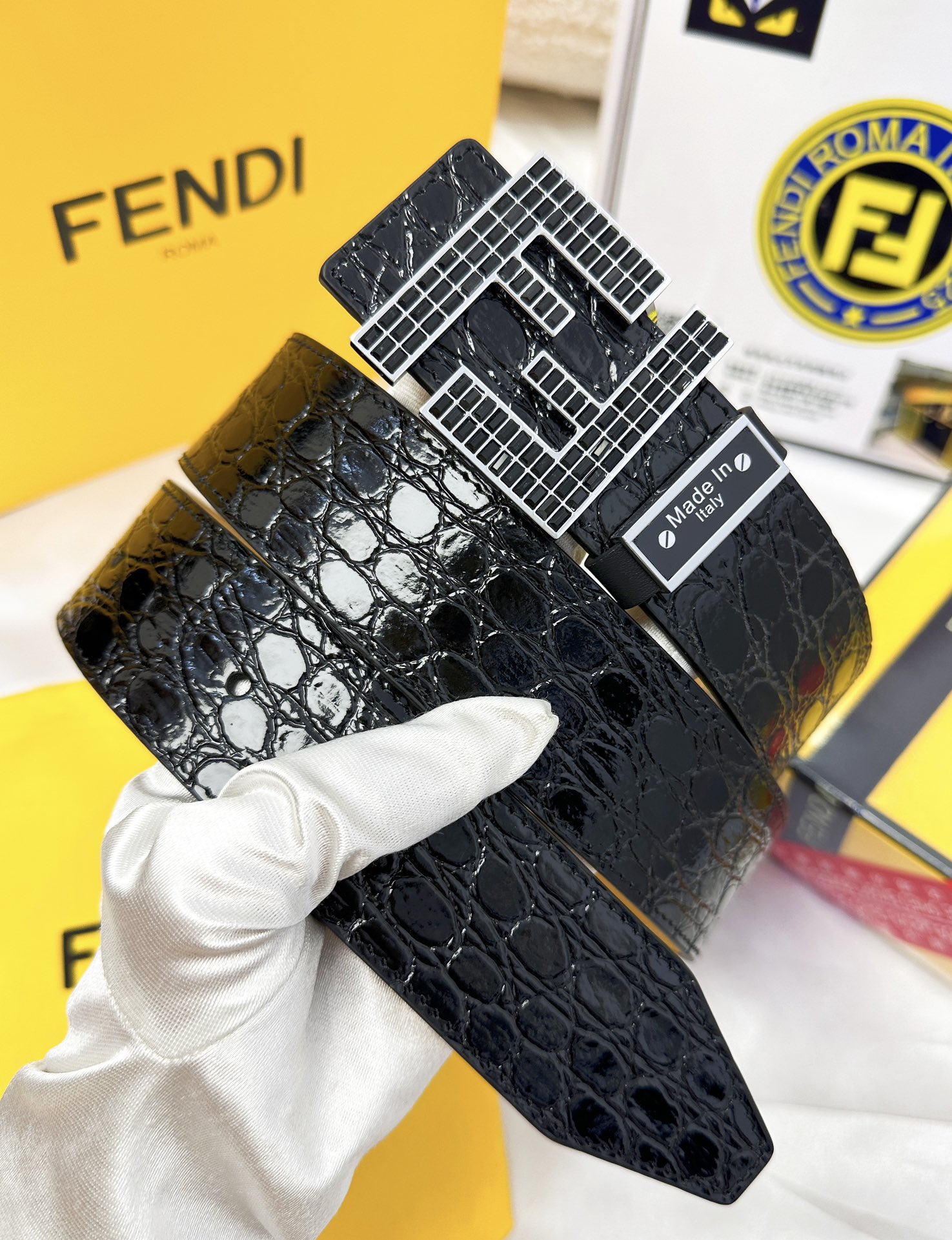 Fendi Leather Belts 1:1 Mirror Version