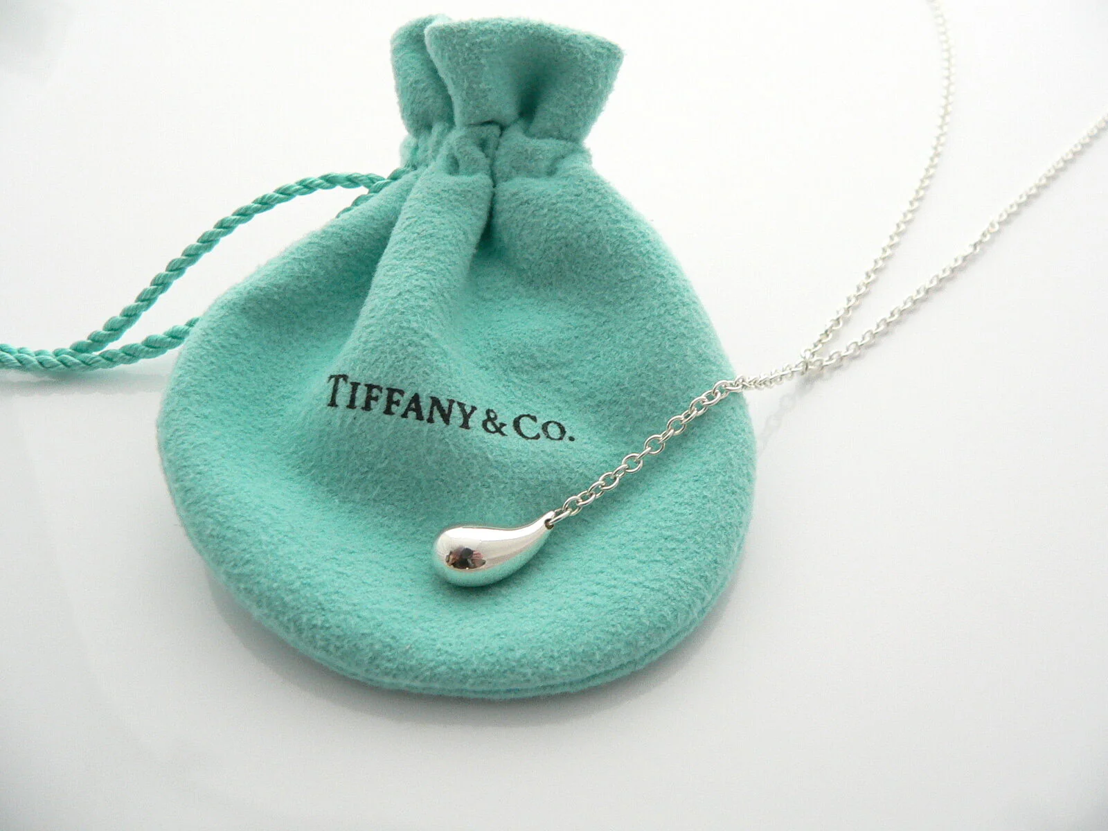 Tiffany & Co Silver Peretti Teardrop Lariat Necklace Pendant Chain Charm Gift