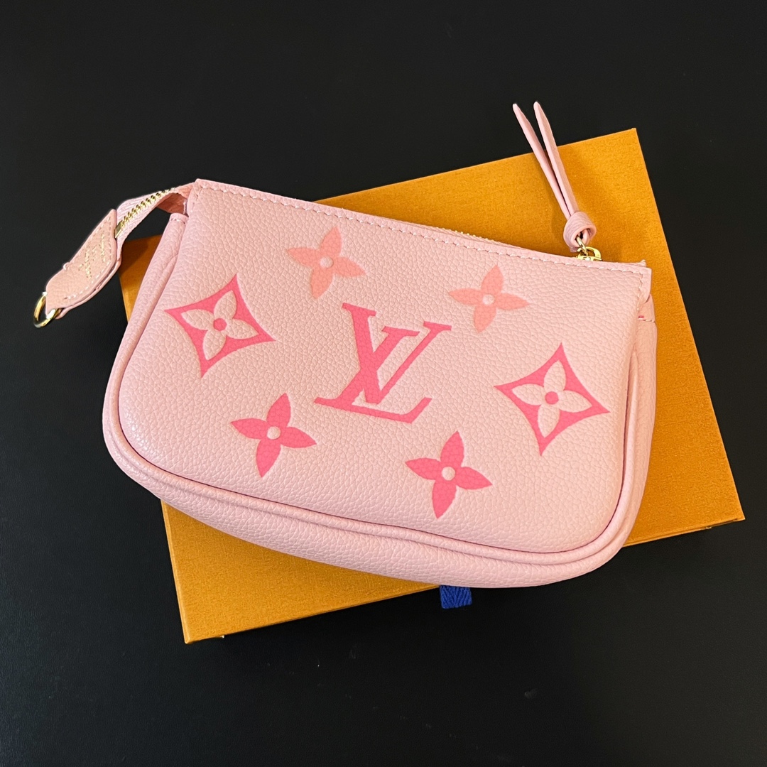 Louis Vuitton Multi Pochette Accessories Mini Bag Purse