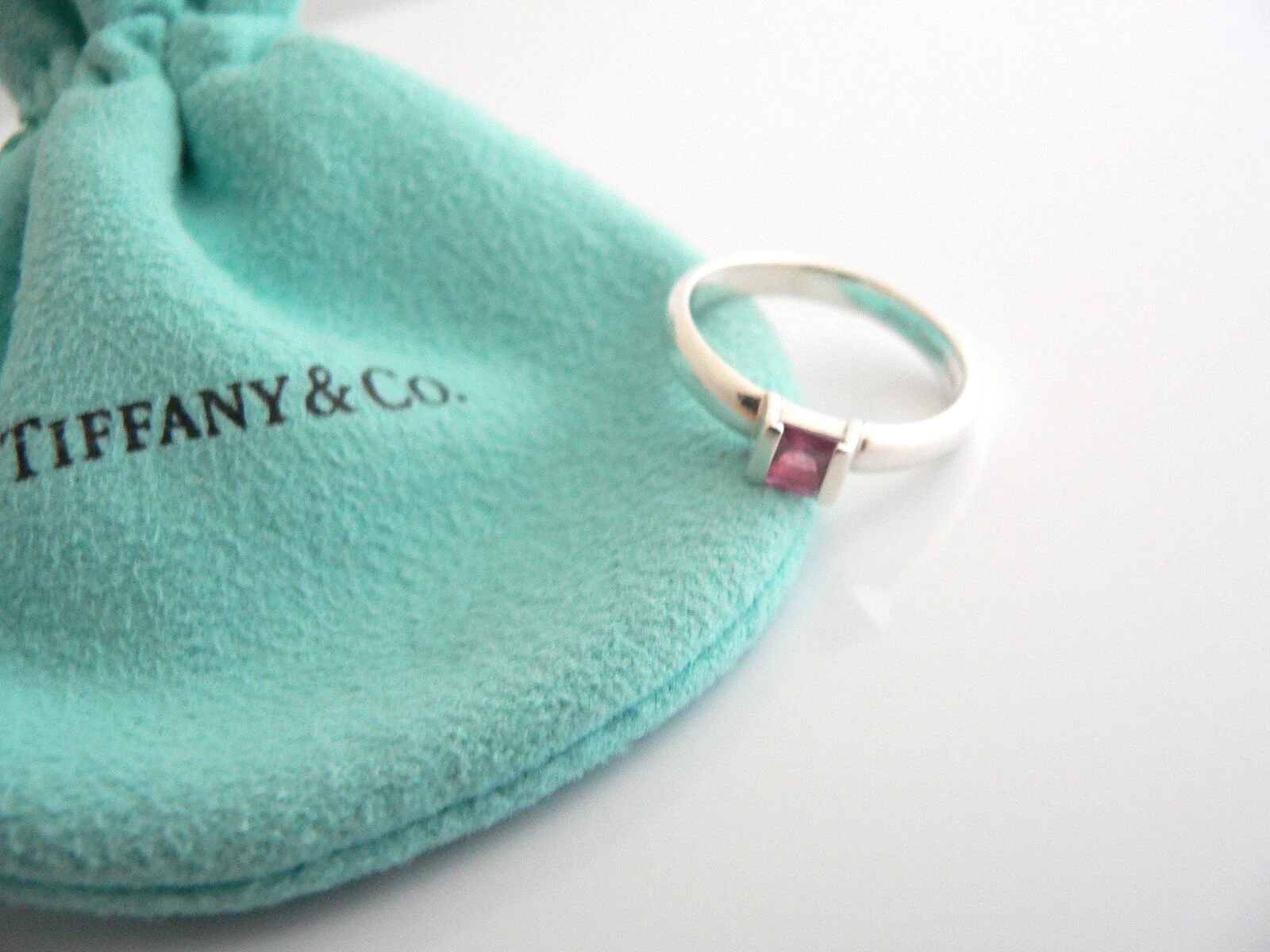 Tiffany & Co Silver Pink Tourmaline Ring Gemstone Band Sz 7.25 Gift Pouch Love