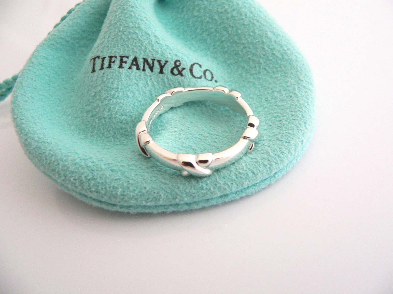 Tiffany & Co Silver Signature X Stacking Ring Band Sz 8.75 Rare Mint Gift Pouch