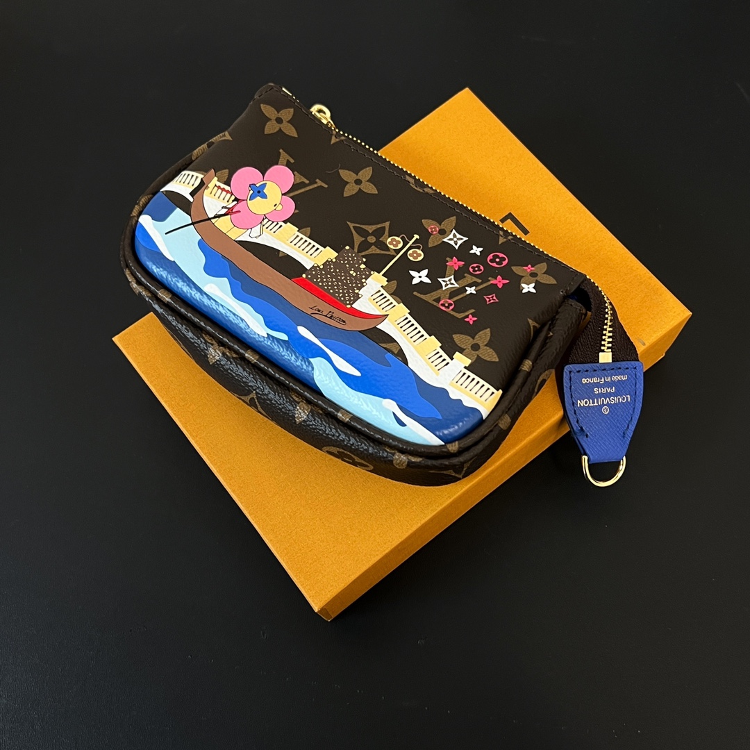 Louis Vuitton Multi Pochette Accessories Mini Bag Purse