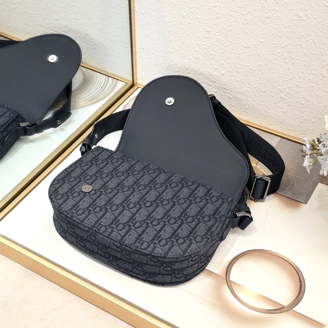 Dior Saddle Messenger Bag Oblique Shoulder Bag Handbag