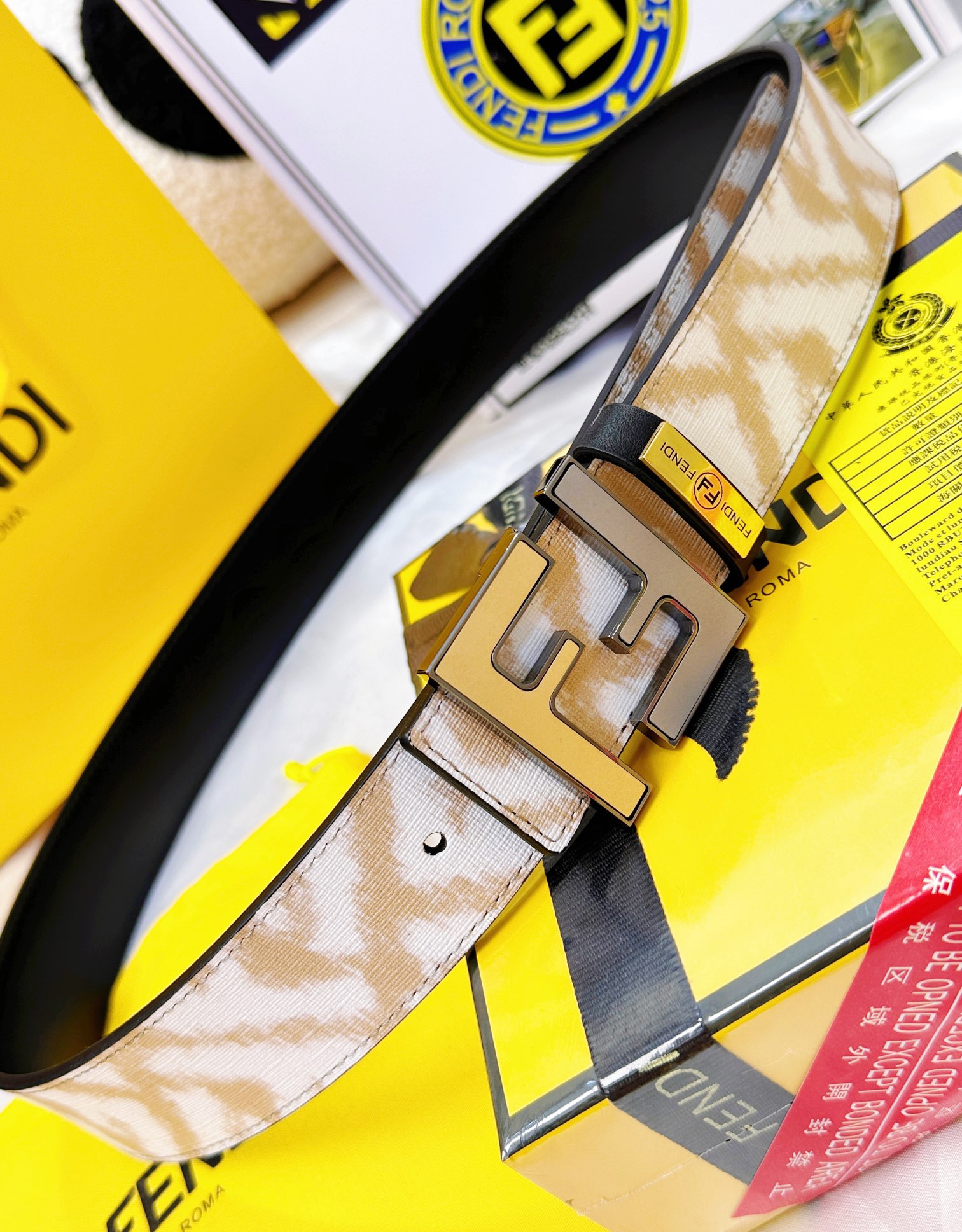 Fendi Leather Belts 1:1 Mirror Version