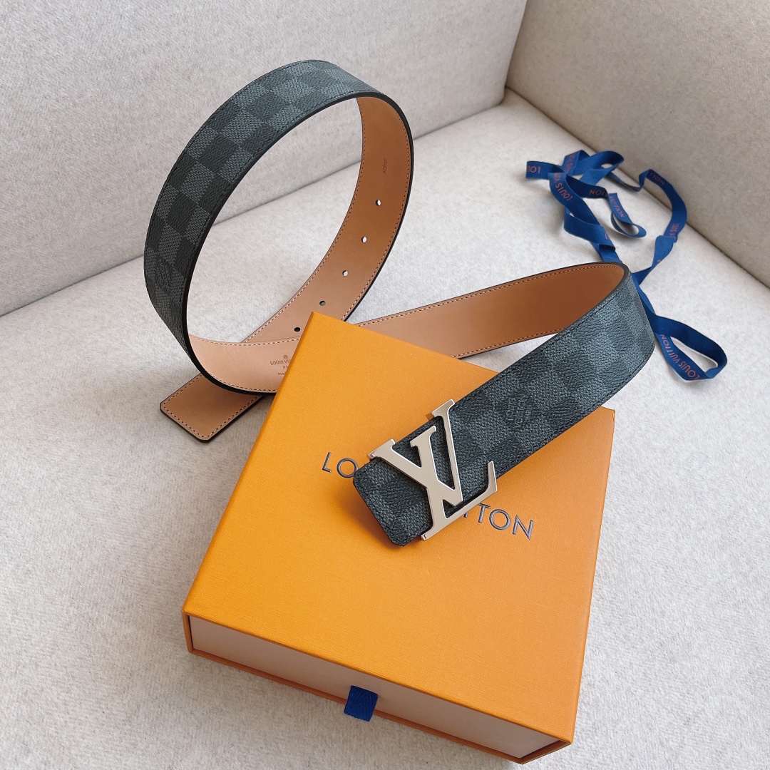 Louis Vuitton LV Leather Belts 1:1 Mirror Version