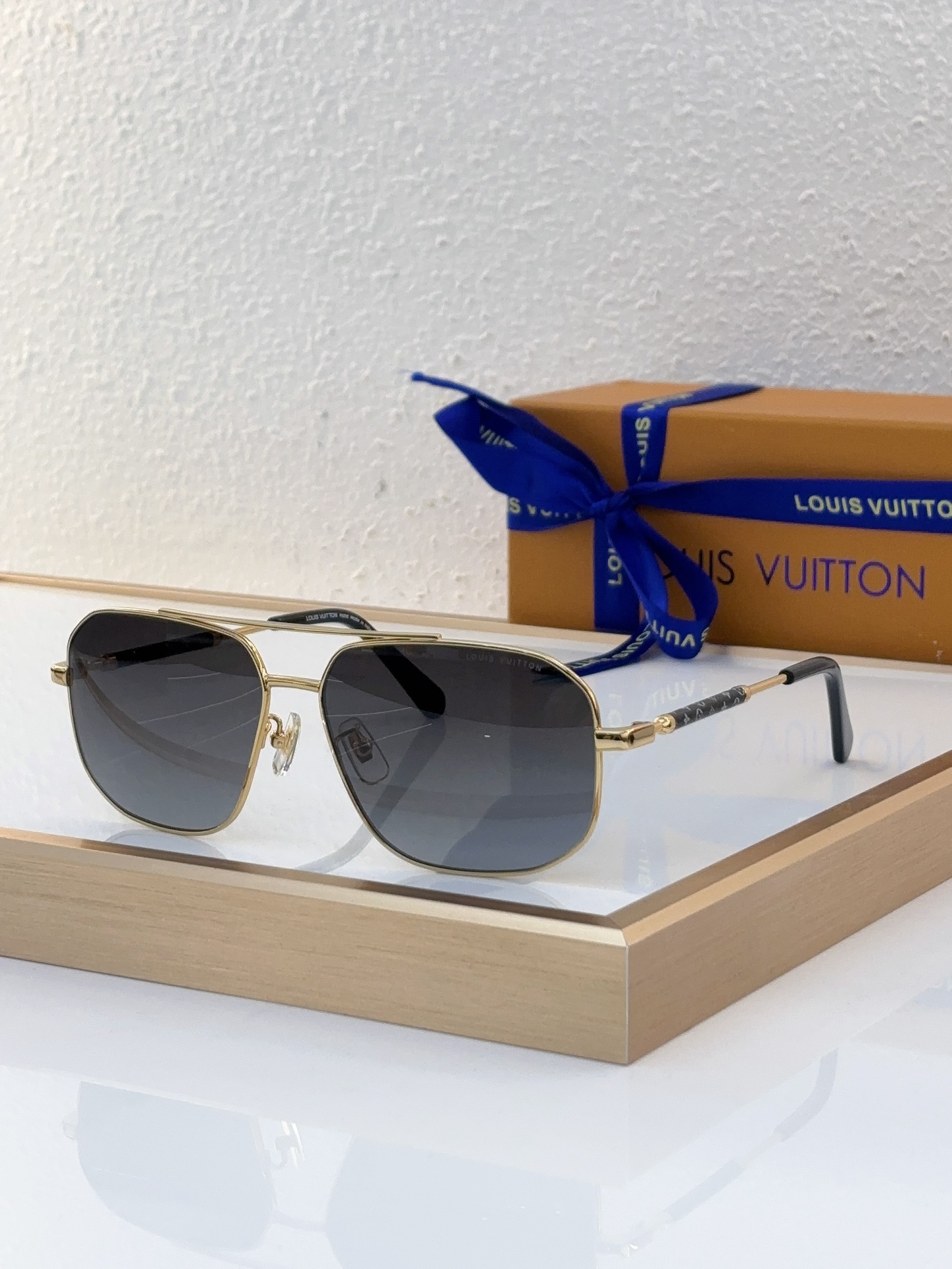 Louis Vuitton LV Sunglasses