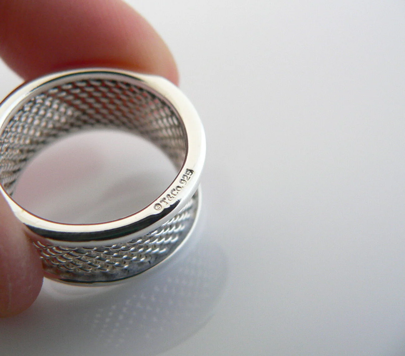 Tiffany & Co Silver Mesh Ring Band Sz 7.25 Rare Gift Love Cool